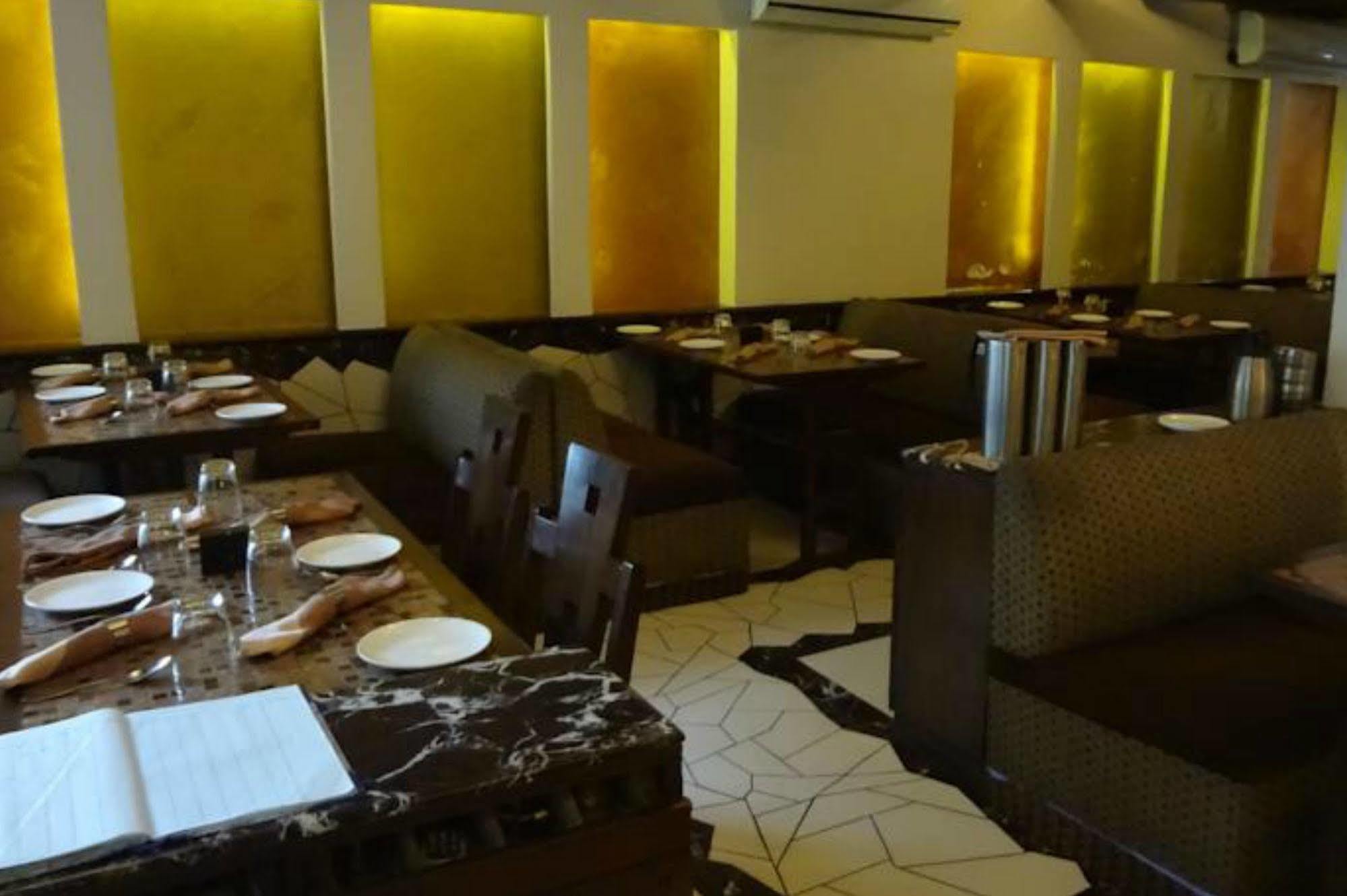 Fabhotel Shubhangan - Nr Bandra Mumbai Exterior foto